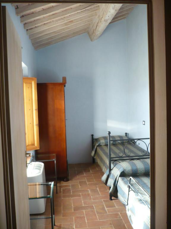 Casa Vacanze "Casale Al Pino" 리파벨라 외부 사진