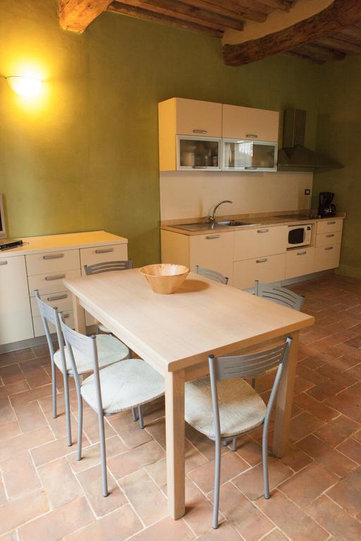 Casa Vacanze "Casale Al Pino" 리파벨라 외부 사진