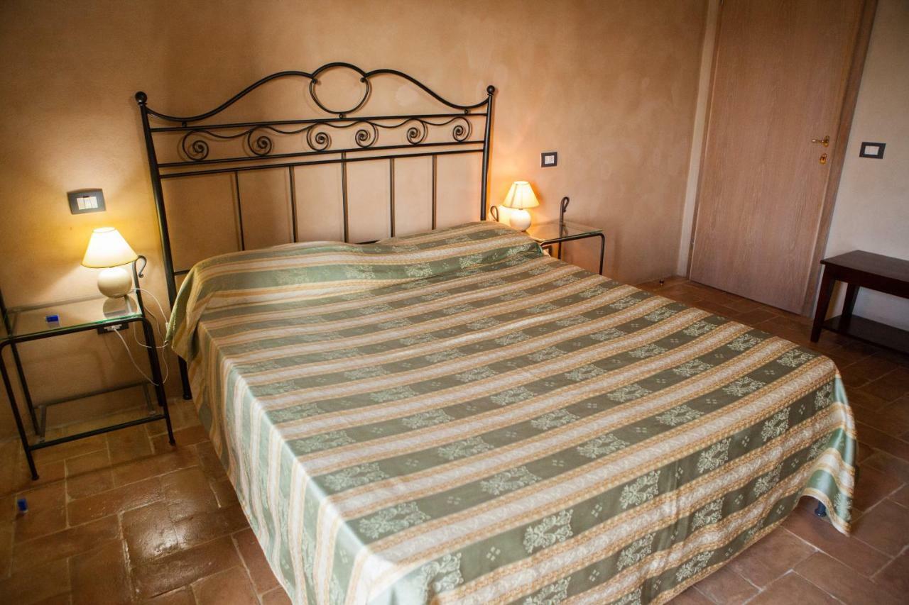 Casa Vacanze "Casale Al Pino" 리파벨라 외부 사진