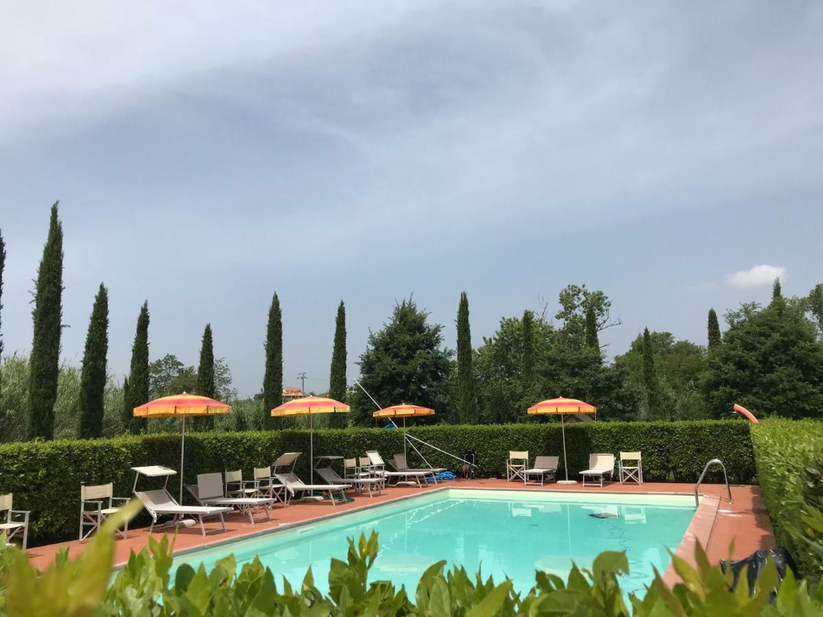 Casa Vacanze "Casale Al Pino" 리파벨라 외부 사진
